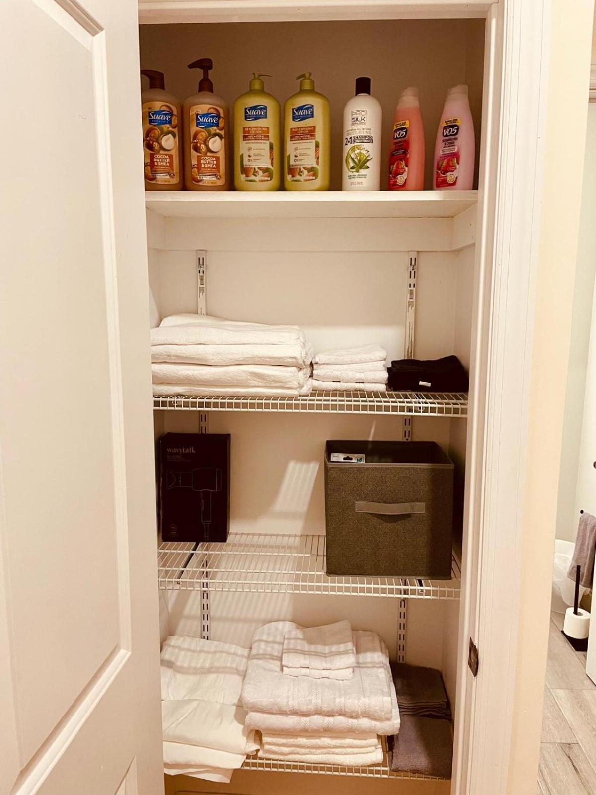 Ooohlala! 2 Beds And 2 Full Baths W/Free Parking Appartement Newark Buitenkant foto