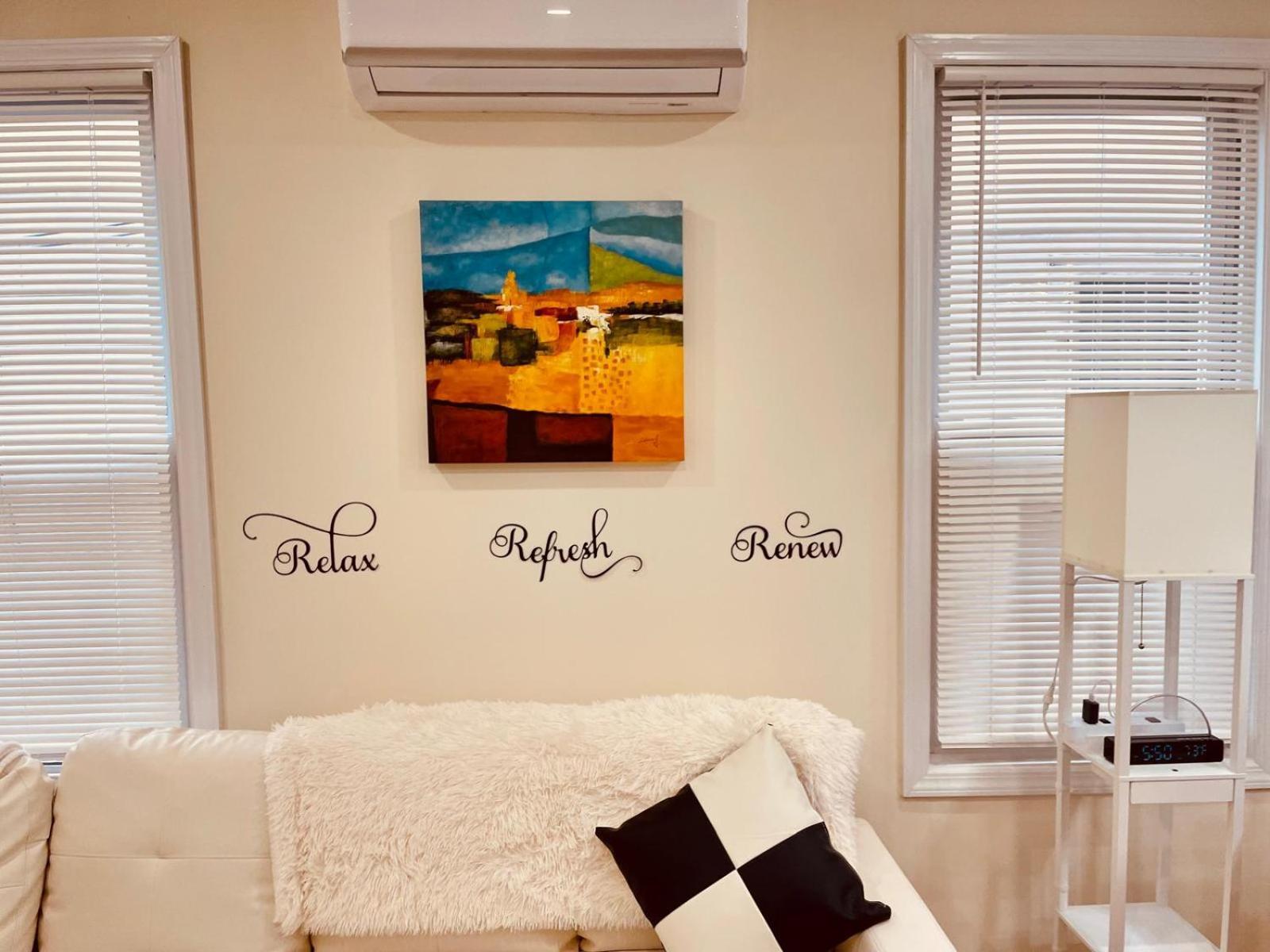 Ooohlala! 2 Beds And 2 Full Baths W/Free Parking Appartement Newark Buitenkant foto